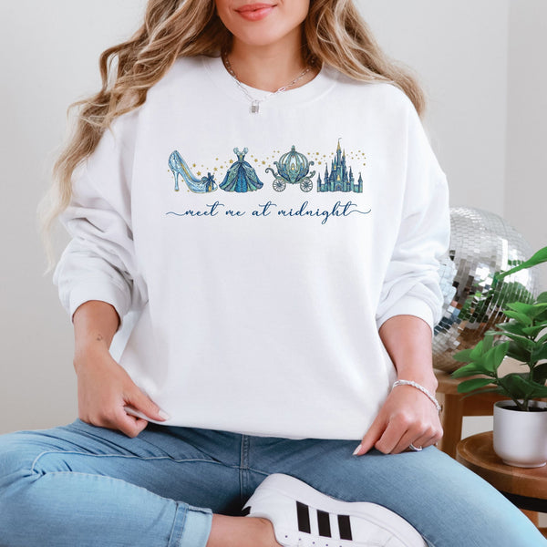 Meet me at midnight Crewneck  - Gildan