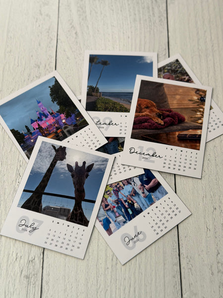 Custom picture magnet calendars
