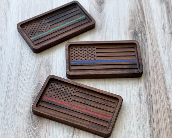 Thin line America flag catch all trays